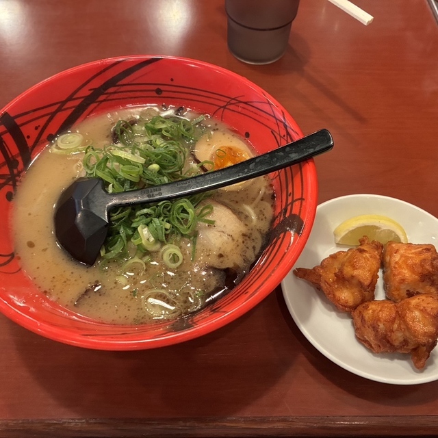 博多ラーメン げんこつ 梅田店