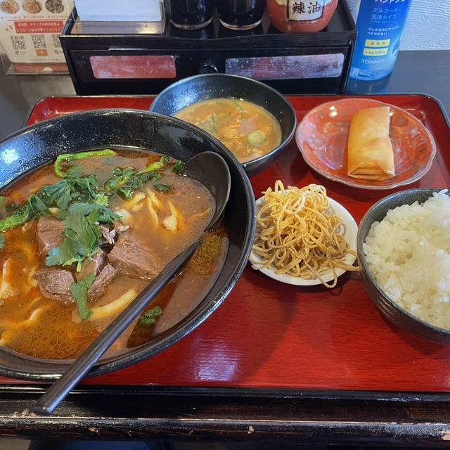 五十碗 四川刀削麺