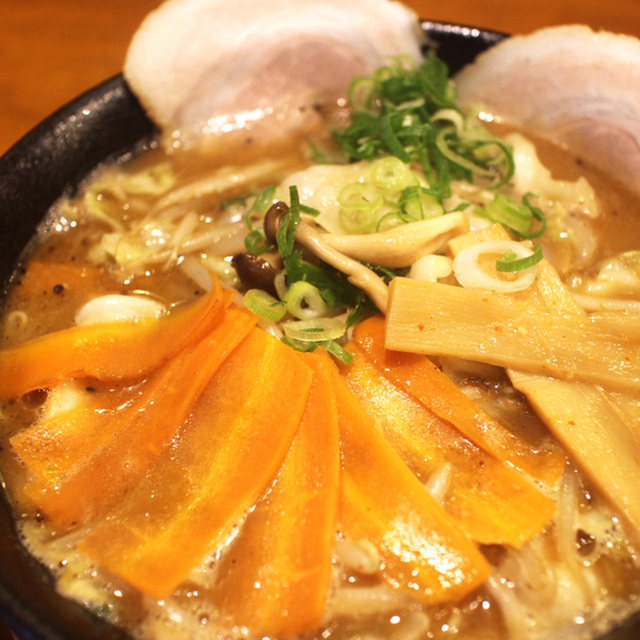 ラーメントリトン 本店