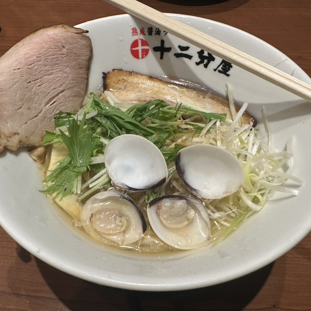 十二分屋 MOMOテラス店