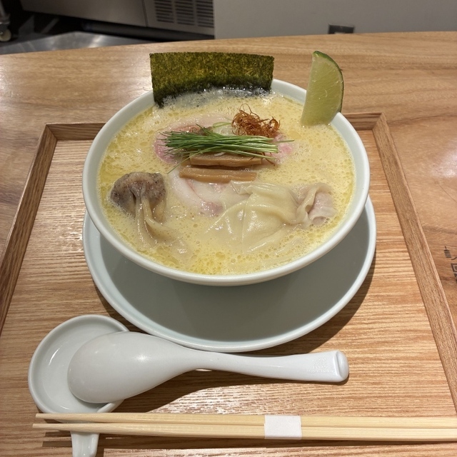 Nippon Ramen 凛 離れ