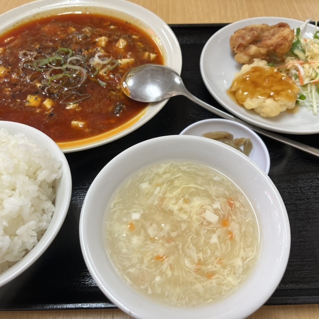 中国料理 新華 本店